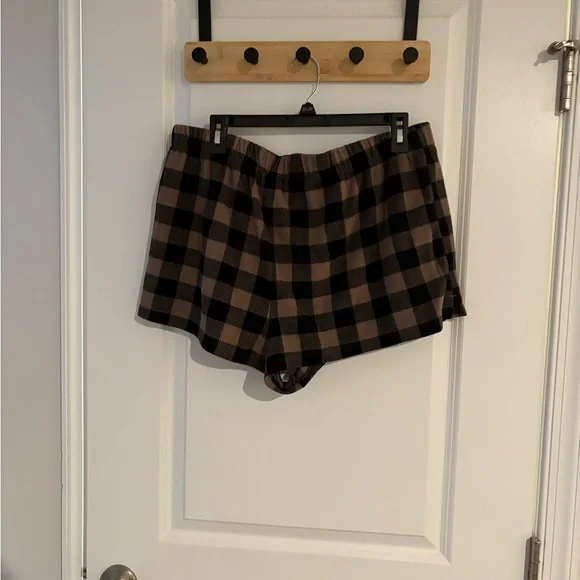 Pink Victoria's Secret Plaid Fleece Pajama Set - Picture 5 of 6